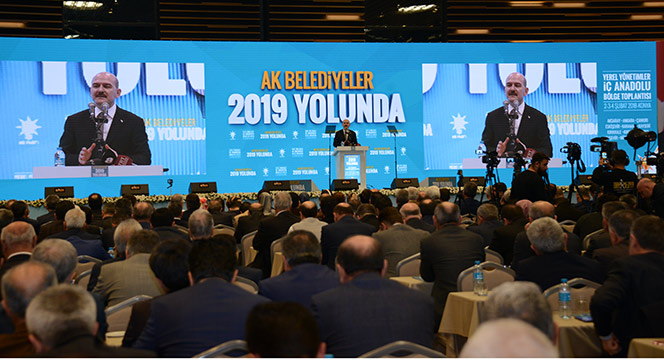 AK Parti Yerel Yönetimler İç Anadolu Bölge Toplantısı Konya'da 'Millete Hizmet Sevdamız Bizi Her Zaman Diri Tutuyor'