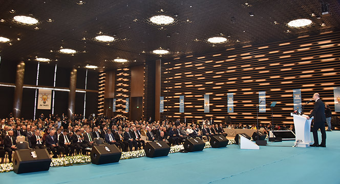 AK Parti Yerel Yönetimler İç Anadolu Bölge Toplantısı Konya'da 'Millete Hizmet Sevdamız Bizi Her Zaman Diri Tutuyor'