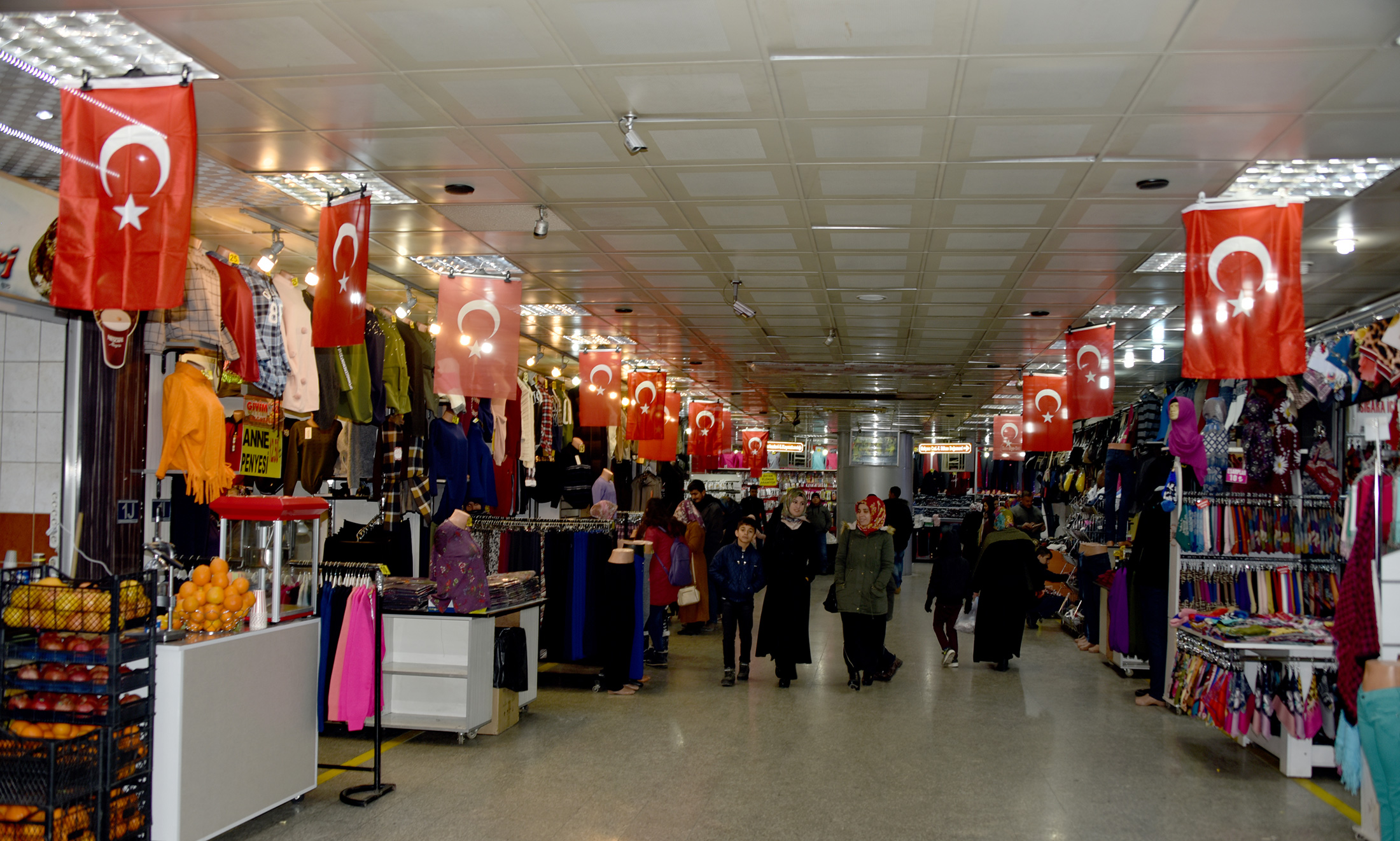 Konya'daki Bütün Camilerde Türk Bayrağı Dalgalanacak
