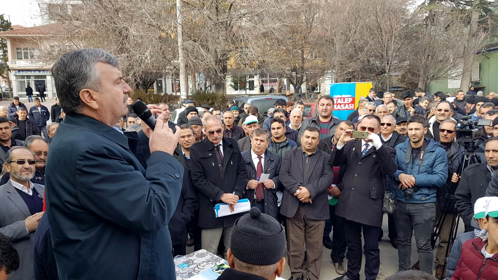 Başkan Akyürek Çeltik'te Yatırımları İnceledi, Halkla Buluştu