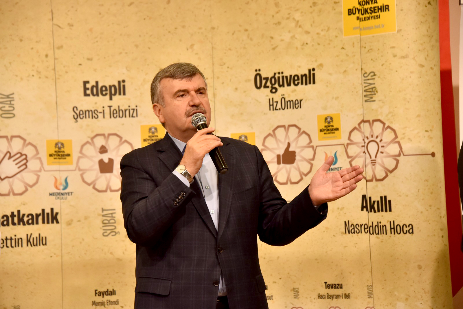 Başkan Akyürek Çeltik'te Yatırımları İnceledi, Halkla Buluştu