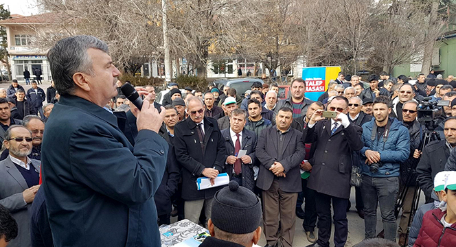 Başkan Akyürek Çeltik'te Yatırımları İnceledi, Halkla Buluştu