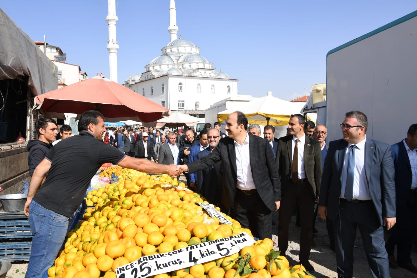 Başkan Altay Çeltik ve Yunak'ta Vatandaşlarla Buluştu