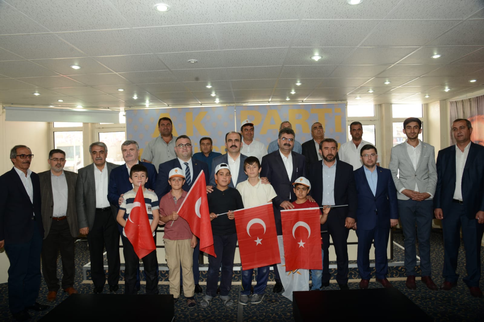 Başkan Altay Çeltik, Yunak ve Tuzlukçu'da Vatandaşla Buluştu