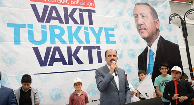 Başkan Altay Çeltik, Yunak ve Tuzlukçu'da Vatandaşla Buluştu