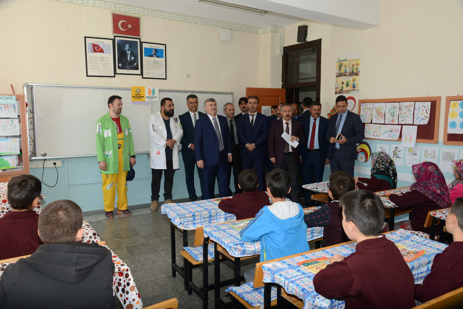 Başkan Akyürek Derebucaklılarla Buluştu, Yatırımları İnceledi 