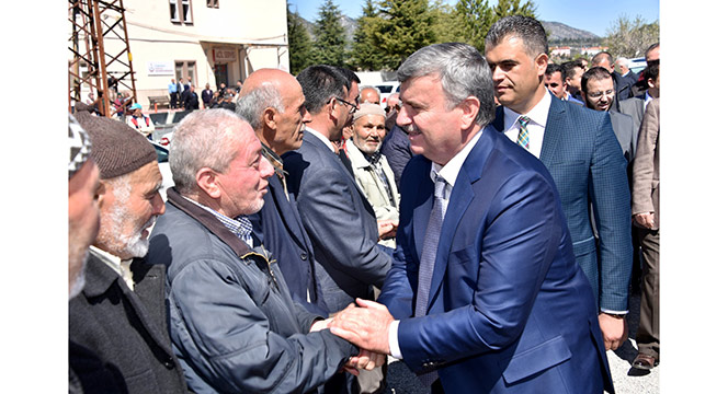 Başkan Akyürek Derebucaklılarla Buluştu, Yatırımları İnceledi 