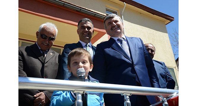 Başkan Akyürek Derebucaklılarla Buluştu, Yatırımları İnceledi 