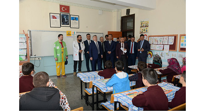Başkan Akyürek Derebucaklılarla Buluştu, Yatırımları İnceledi 