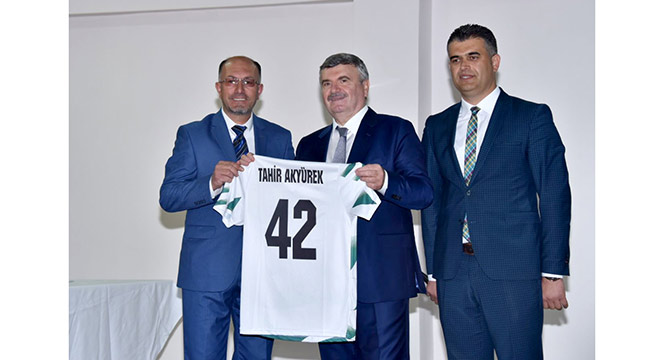 Başkan Akyürek Derebucaklılarla Buluştu, Yatırımları İnceledi 