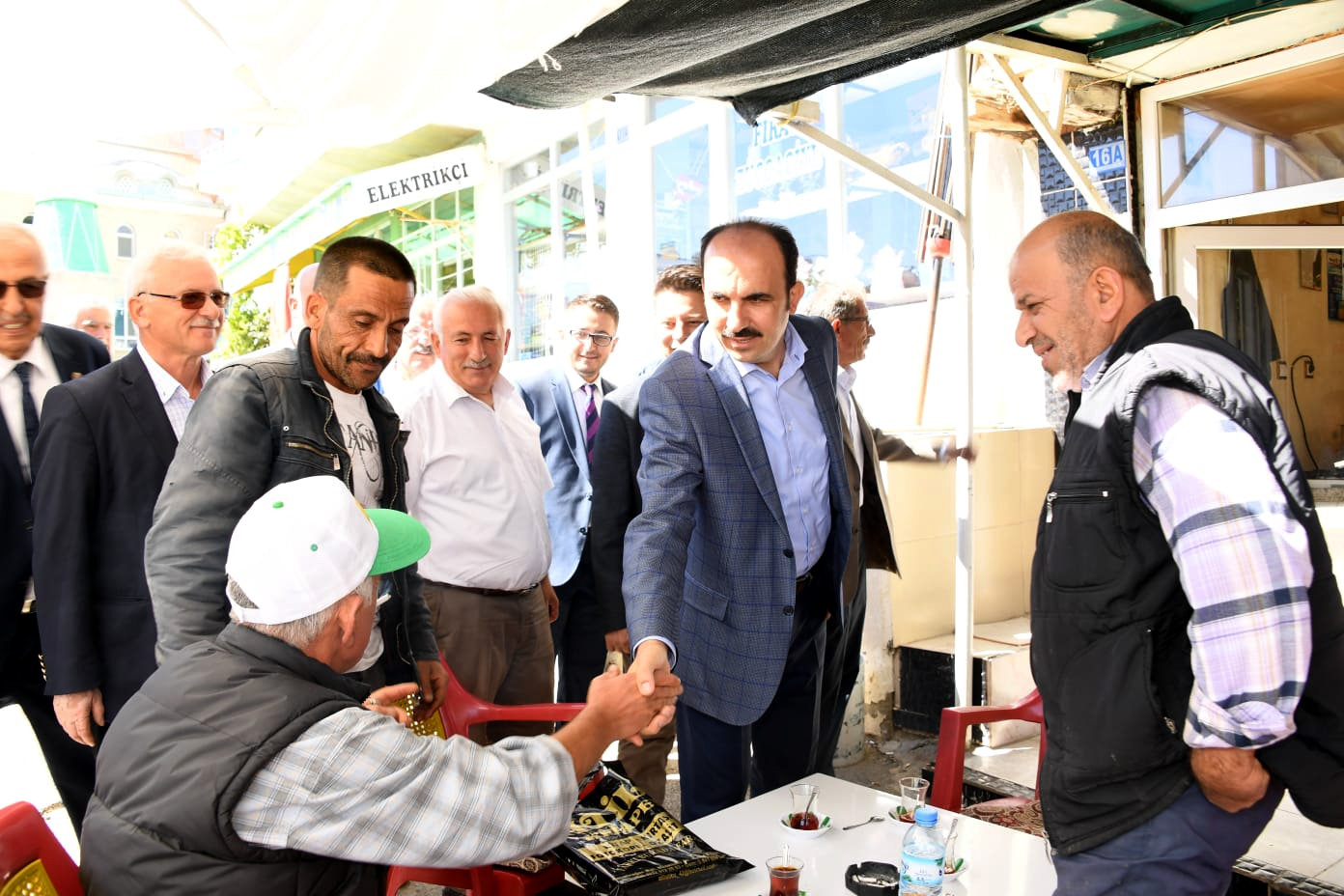 Bizim Tek Derdimiz Var; O da Hizmet Etmek