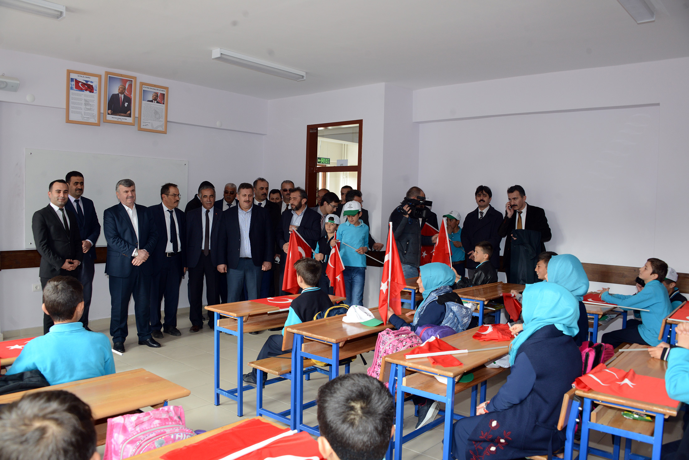 Başkan Akyürek Hadim'de Yatırımları İnceledi, Halkla Buluştu
