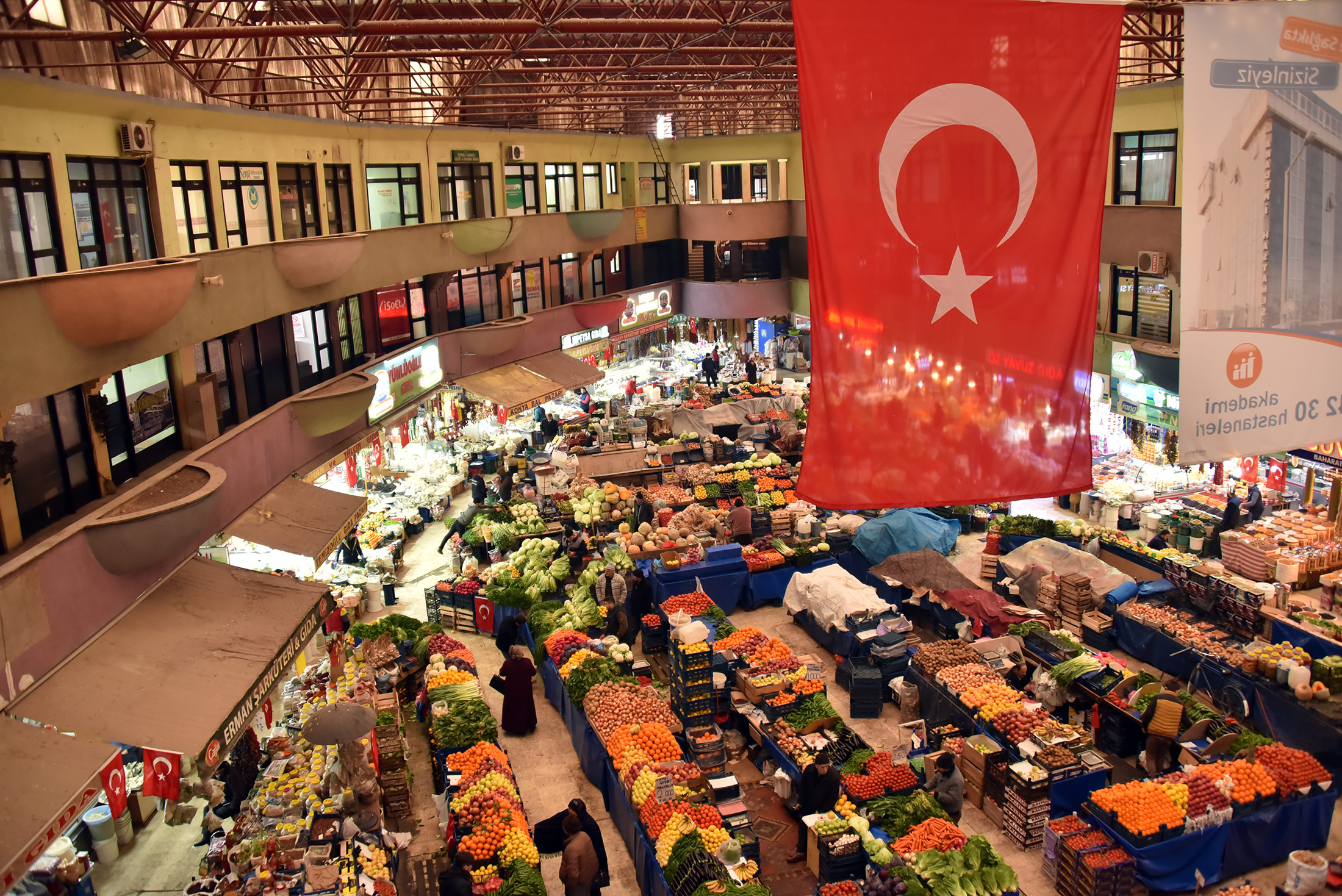 Ahmet Sorgun: Bayrakları En Güzel Yerlere Asmak Vatandaşlık Görevimiz