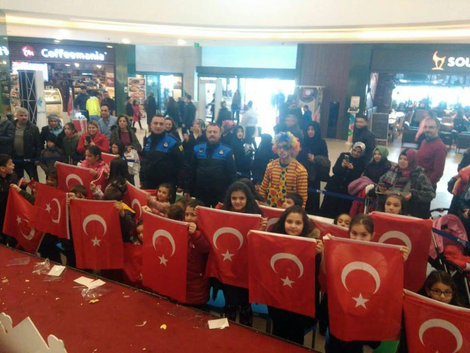 Ahmet Sorgun: Bayrakları En Güzel Yerlere Asmak Vatandaşlık Görevimiz