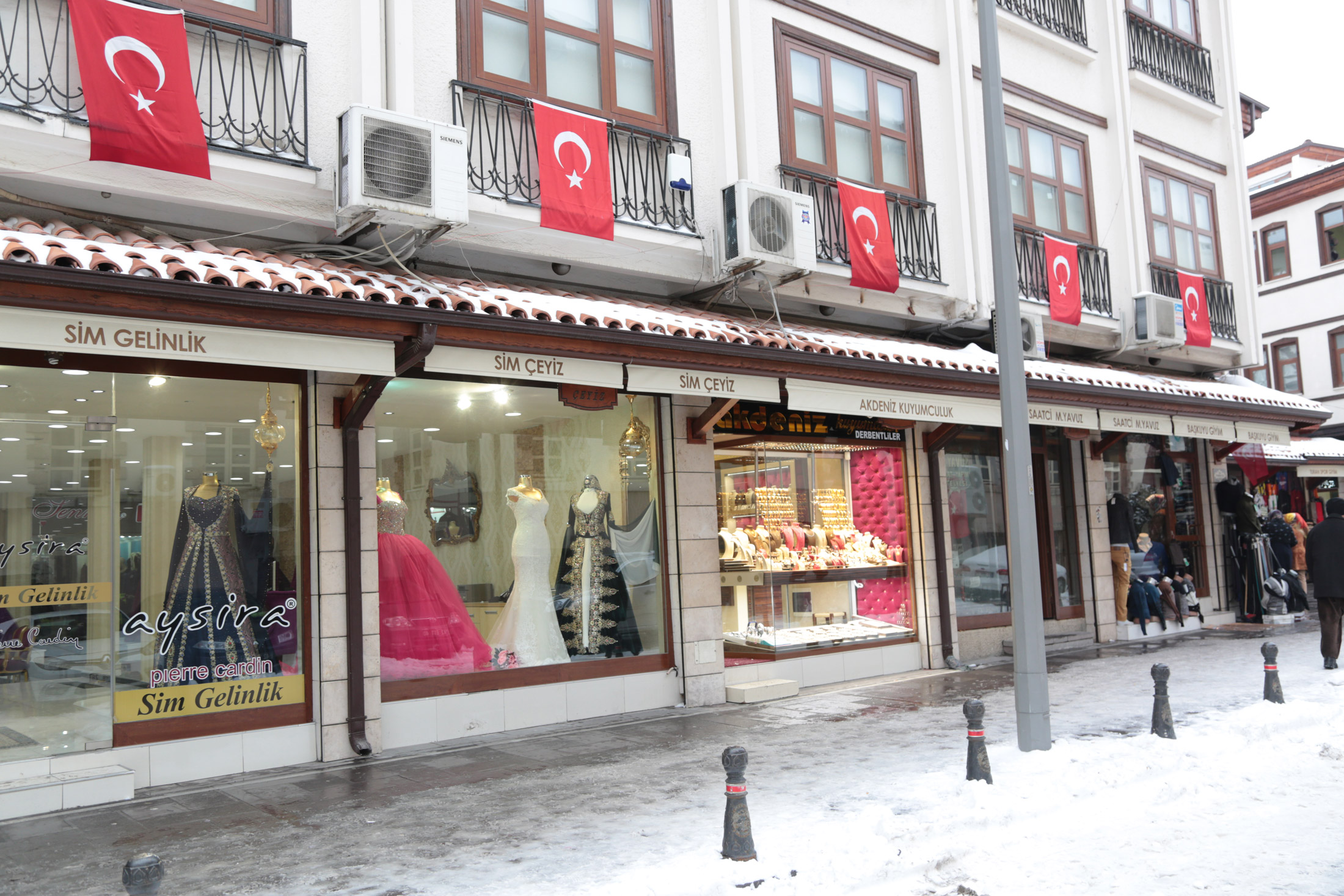 Ahmet Sorgun: Bayrakları En Güzel Yerlere Asmak Vatandaşlık Görevimiz