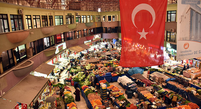 Ahmet Sorgun: Bayrakları En Güzel Yerlere Asmak Vatandaşlık Görevimiz