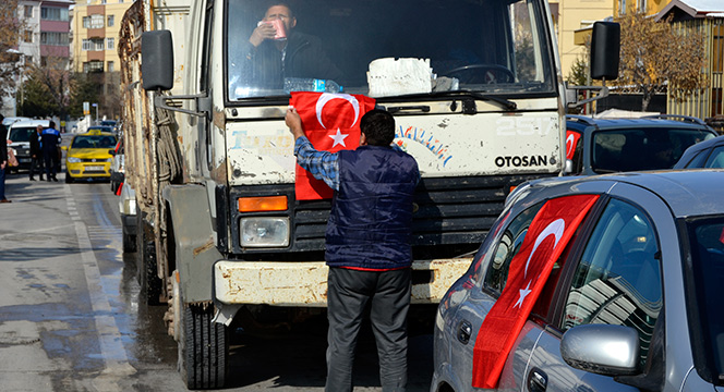 Ahmet Sorgun: Bayrakları En Güzel Yerlere Asmak Vatandaşlık Görevimiz