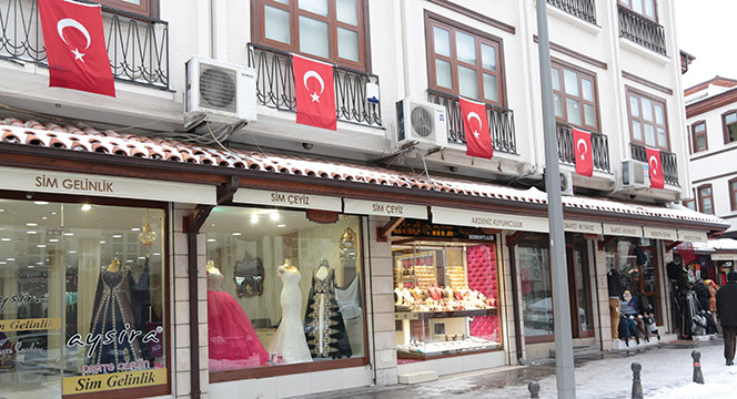 Ahmet Sorgun: Bayrakları En Güzel Yerlere Asmak Vatandaşlık Görevimiz