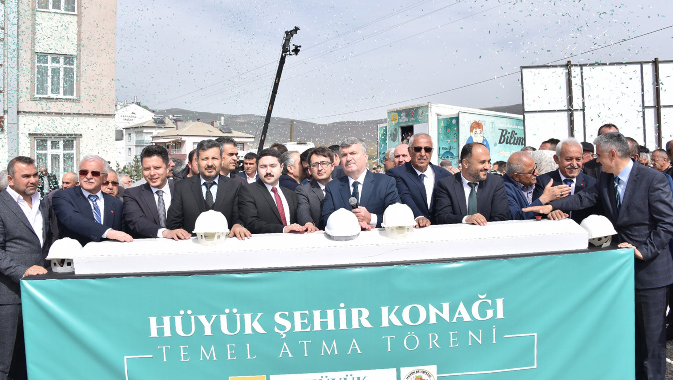 Hüyük Şehir Konağı'nın Temeli Atıldı