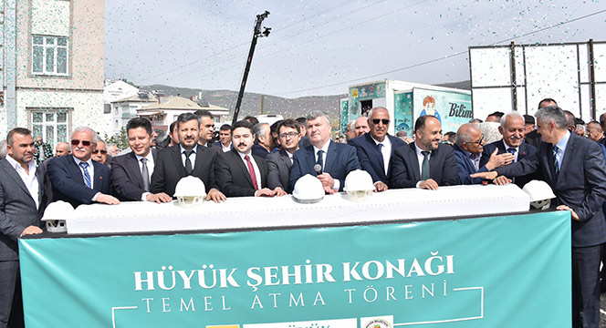 Hüyük Şehir Konağı'nın Temeli Atıldı