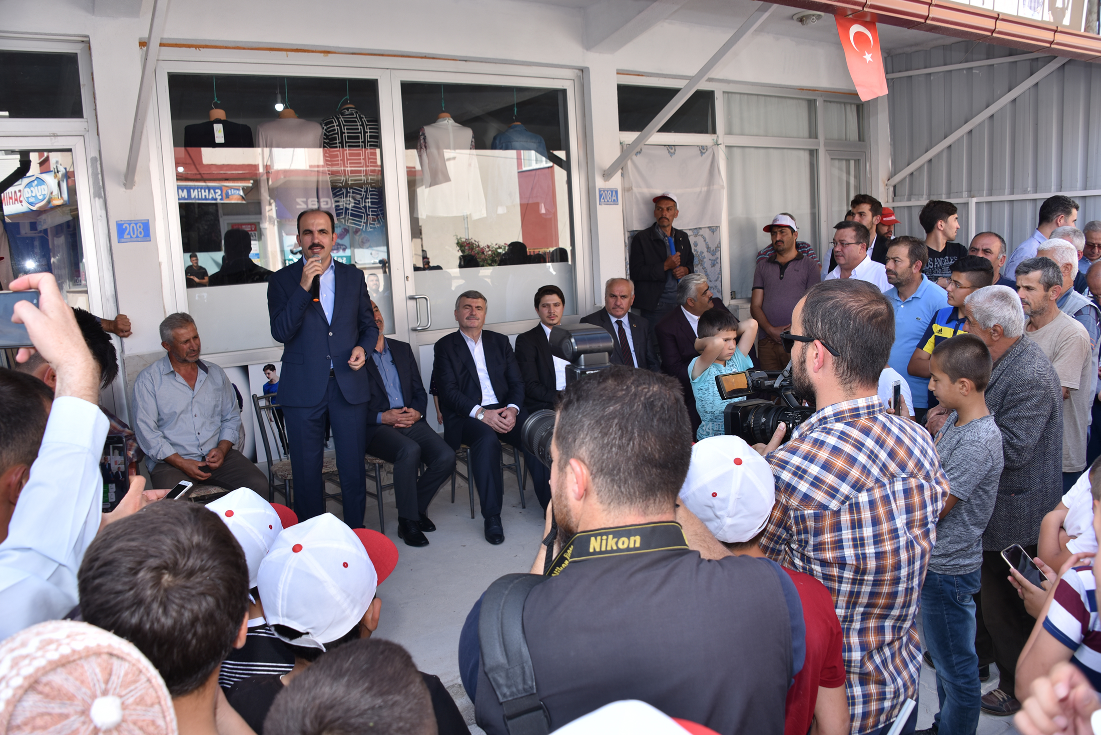 Başkan Altay: Gidilmedik Yer, Sıkılmadık El Bırakmıyoruz