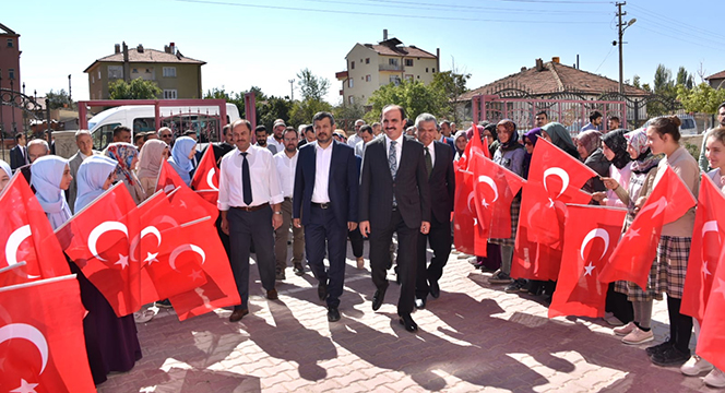 Başkan Altay Kadınhanı ve Ilgın'da Vatandaşlarla Buluştu
