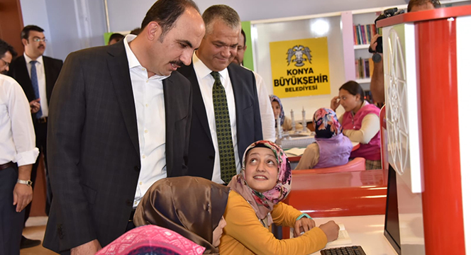 Başkan Altay Kadınhanı ve Ilgın'da Vatandaşlarla Buluştu