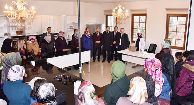 Başkan Akyürek Ilgın'da Yatırımları İnceledi Vatandaşlarla Buluştu