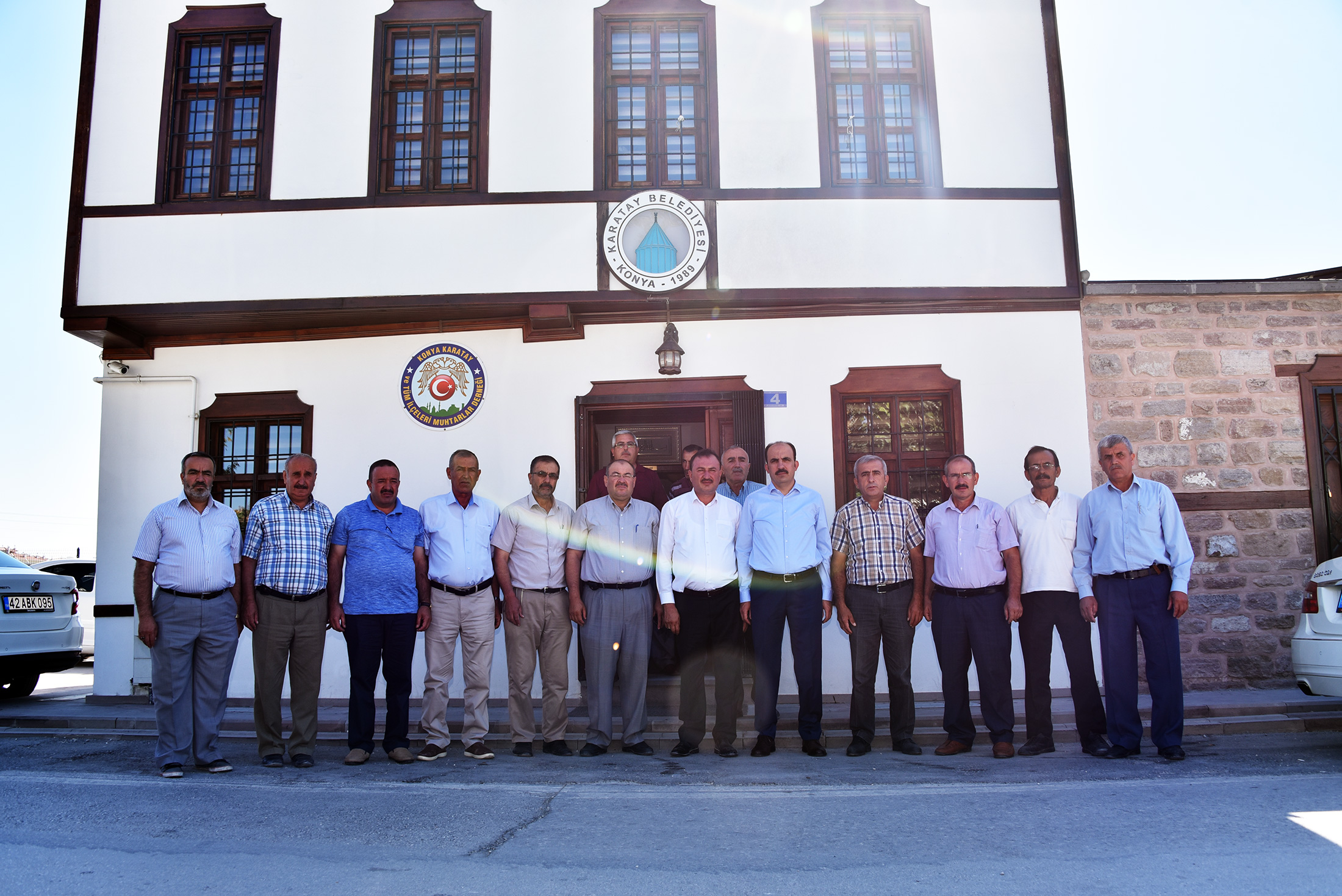 Başkan Altay Karatay Muhtarlar Derneğini Ziyaret Etti