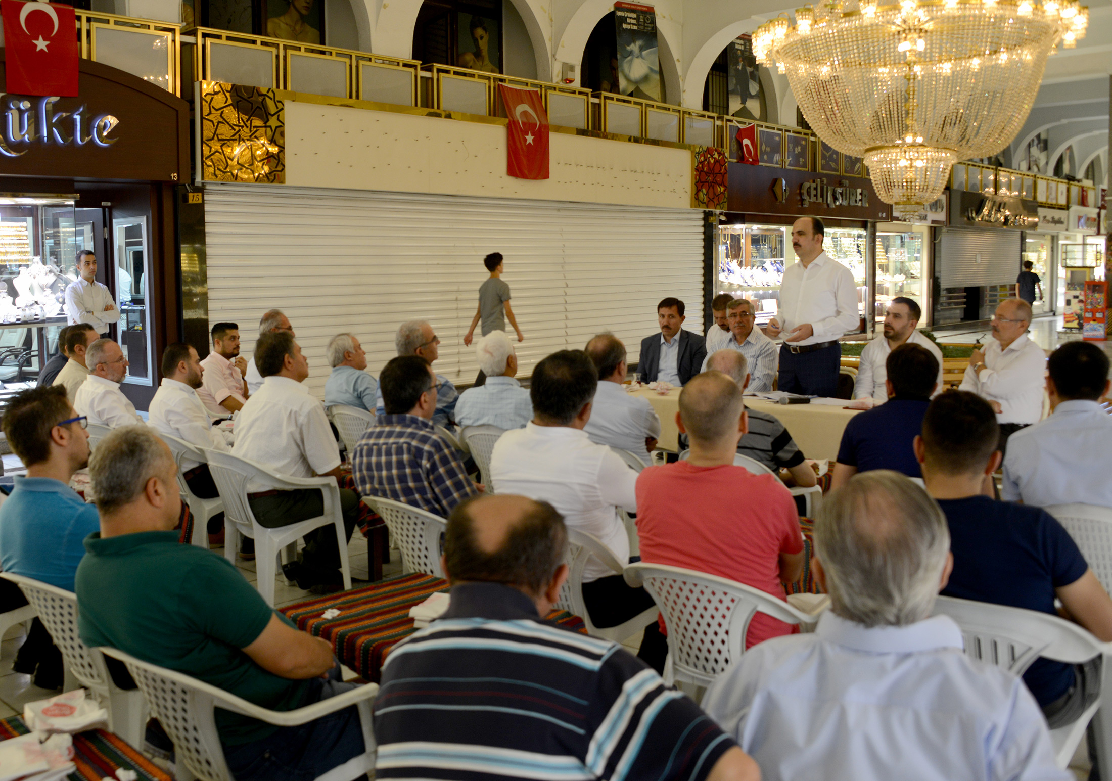 Başkan Altay, Şehir İstişarelerinde Sarraflarla Buluştu