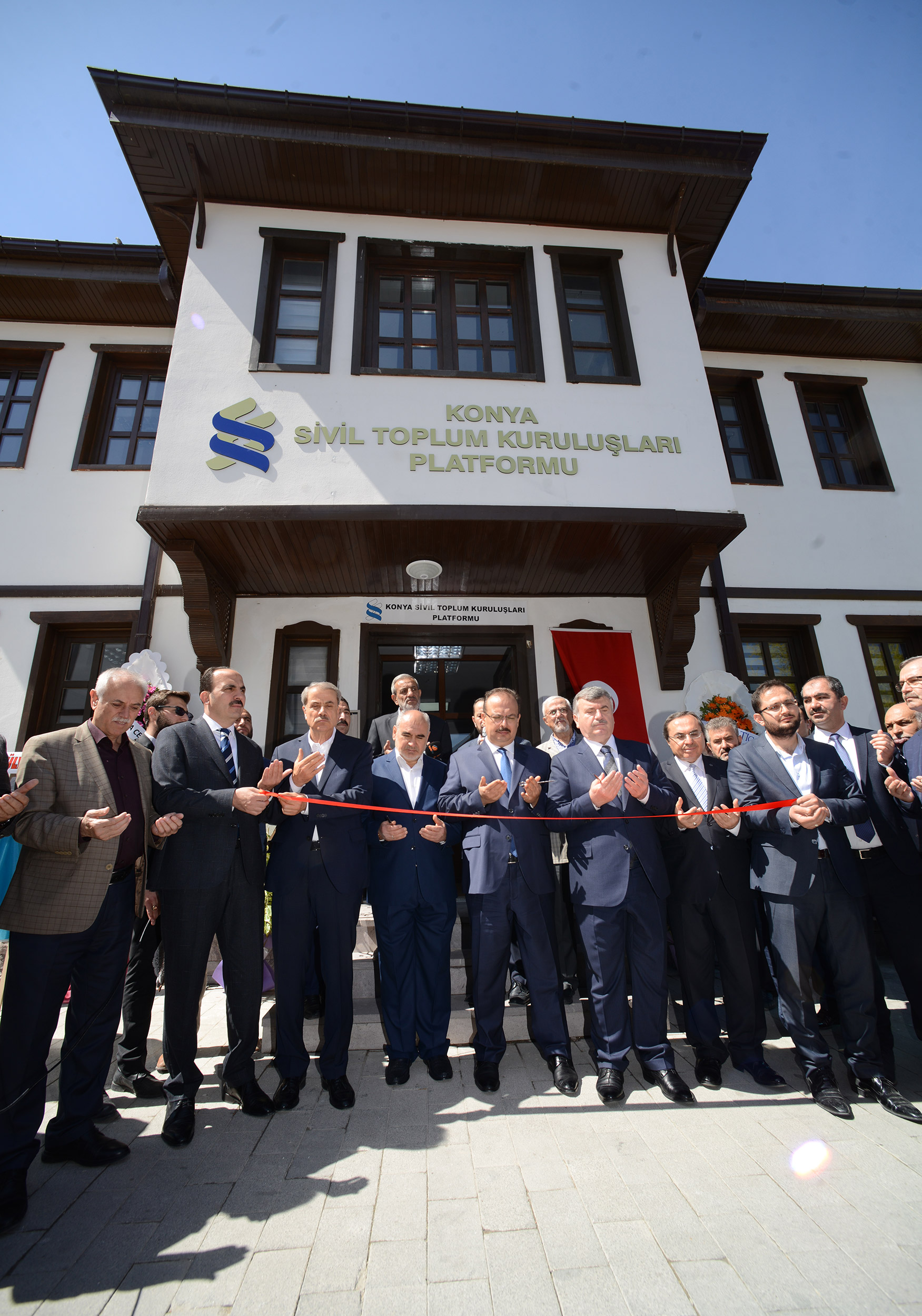 Büyükşehir'in Tahsis Ettiği Konya STK Platformu Yeni Hizmet Binası Açıldı 