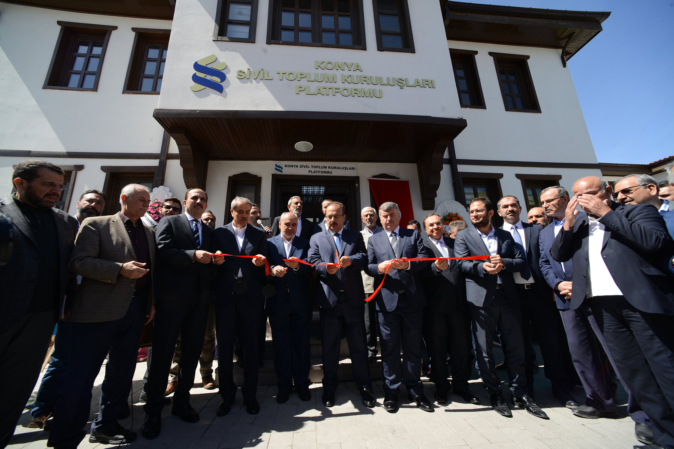 Büyükşehir'in Tahsis Ettiği Konya STK Platformu Yeni Hizmet Binası Açıldı 