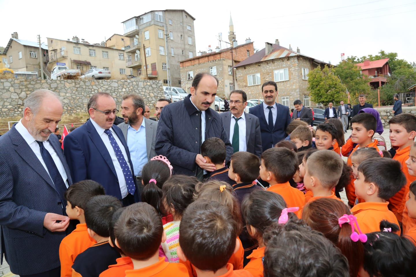 Bütün İlçelerimizin Kalkınması İçin Çalışıyoruz