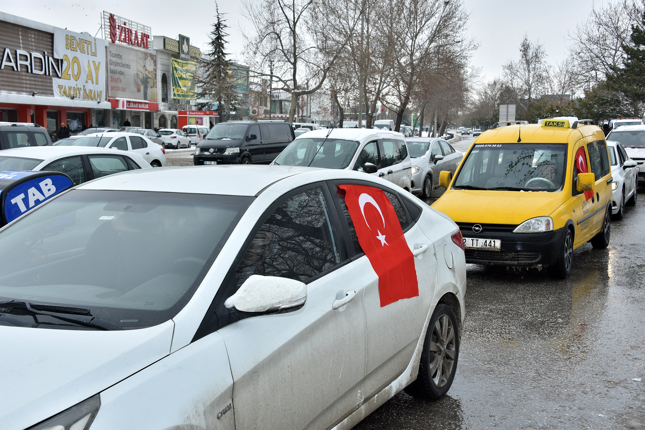 Şehrin Dört Bir Yanı Şanlı Bayrağımızla Süsleniyor