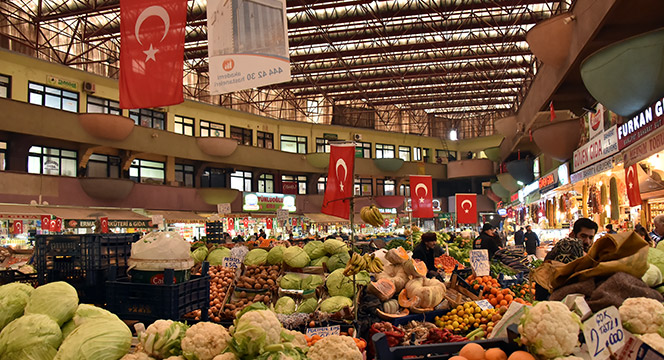 Şehrin Dört Bir Yanı Şanlı Bayrağımızla Süsleniyor