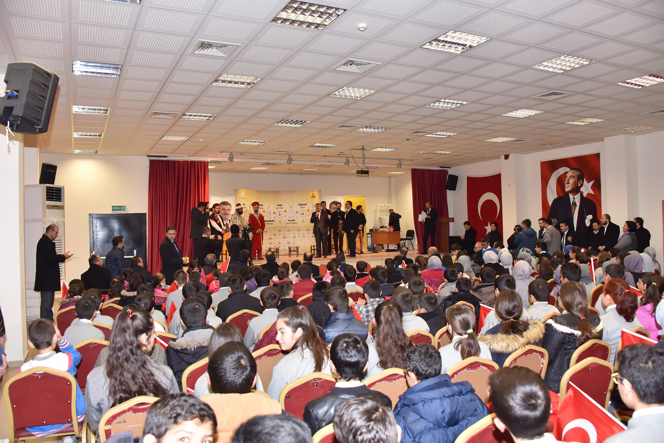 Büyükşehir'den Yunak'ta Yatırım Hamlesi