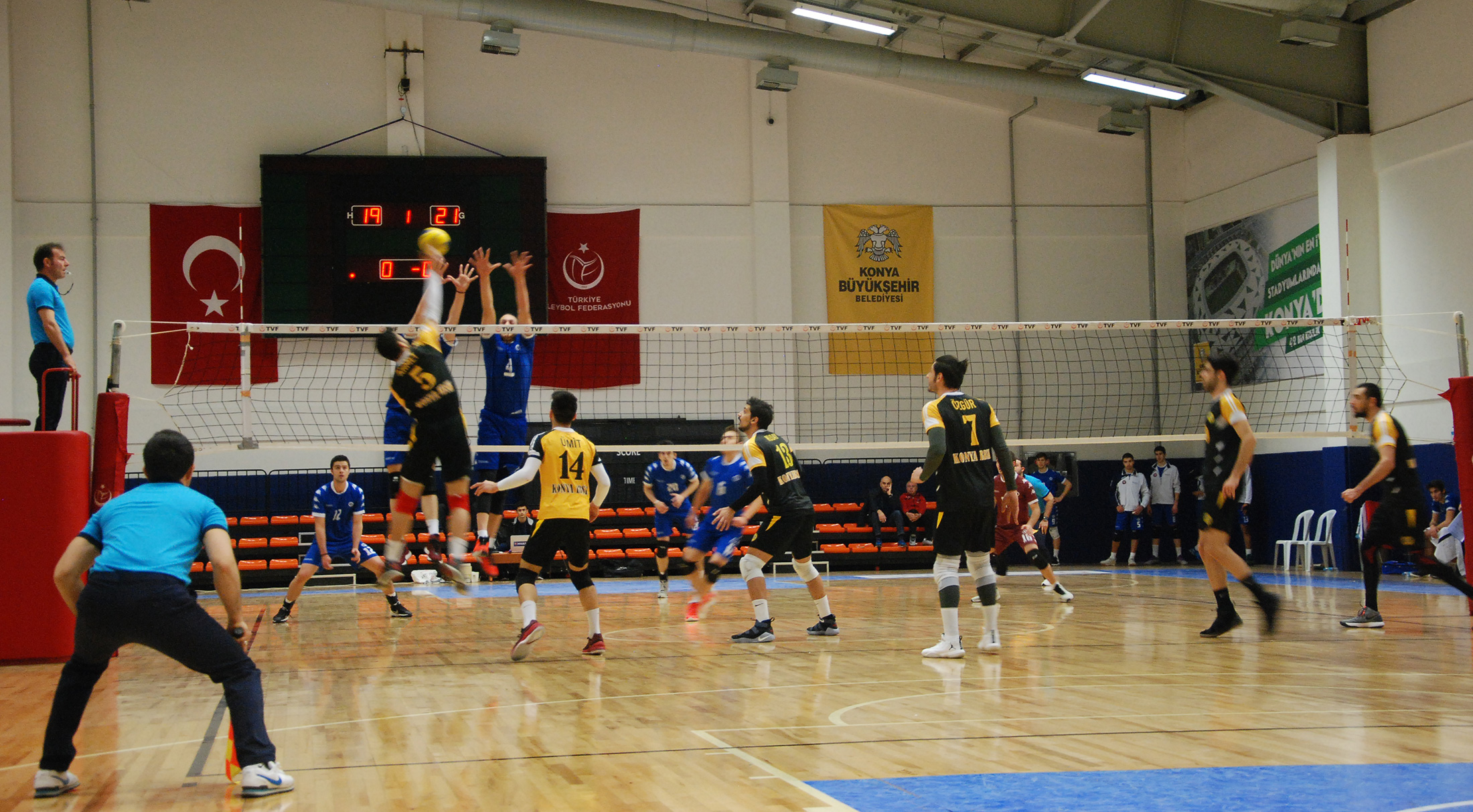 Voleybol Takımımız Play-Off'ta Mücadele Edecek