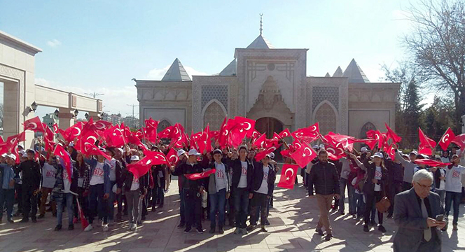 Çanakkale Zaferi'nin 103. Yıldönümü Dualarla ve Coşkuyla Kutlandı