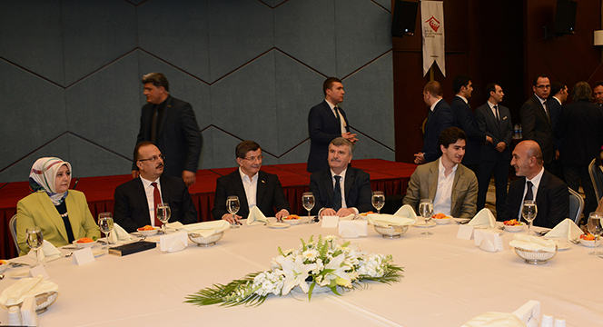 Çanakkale Zaferi'nin 103. Yıldönümü Dualarla ve Coşkuyla Kutlandı
