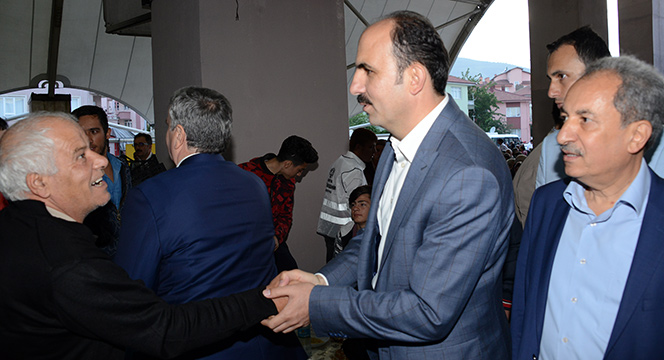 'İftar Sofralarında Kardeşliğimizi Tüm Dünyaya İlan Ediyoruz'