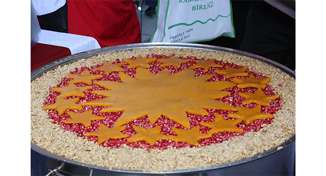 Cumhurbaşkanımız Himayesinde Konya'da Aşure Dağıtıldı