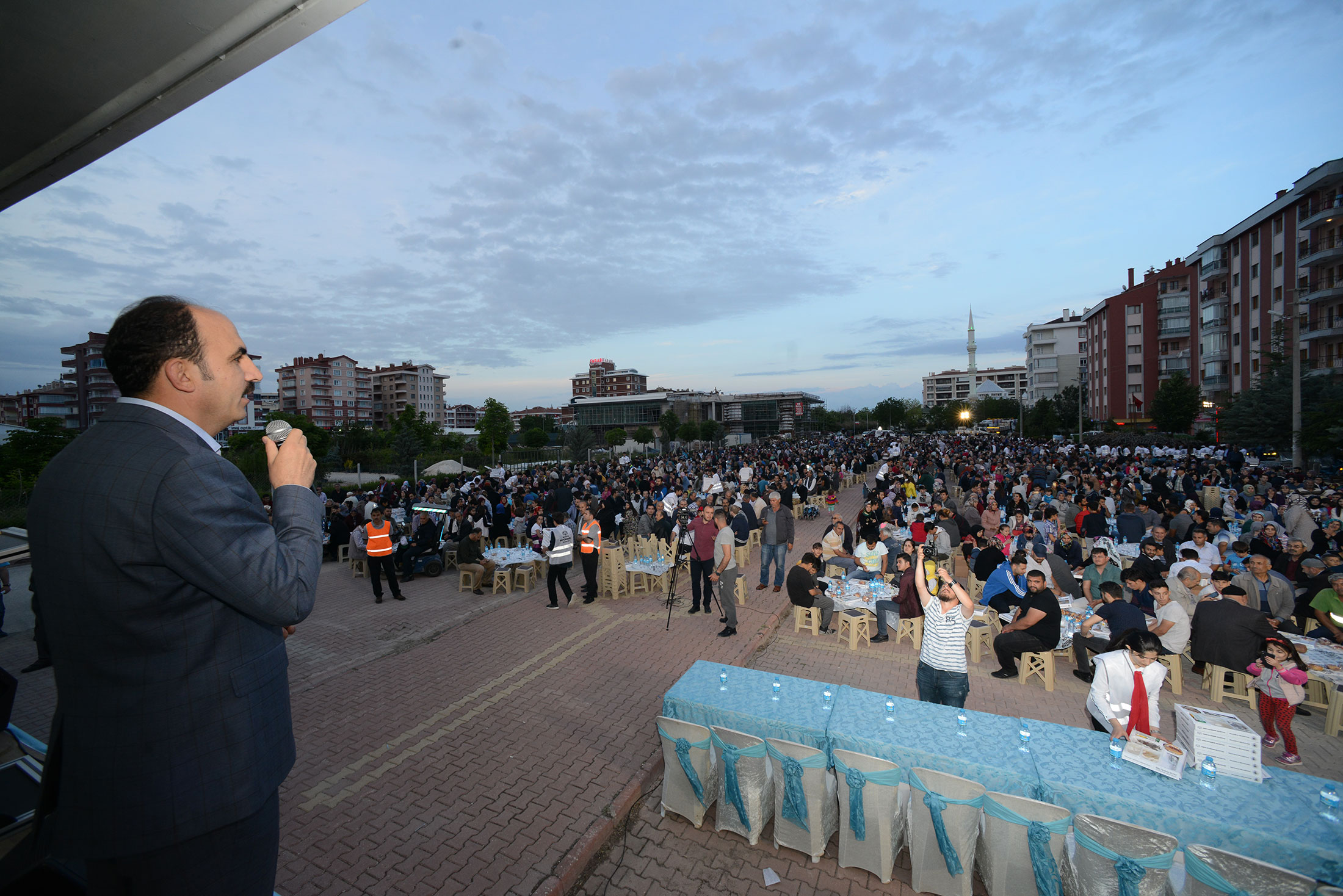 Bosna Hersek ve Kosova Mahallelerinde İftar Coşkusuna Ortak Olduk 