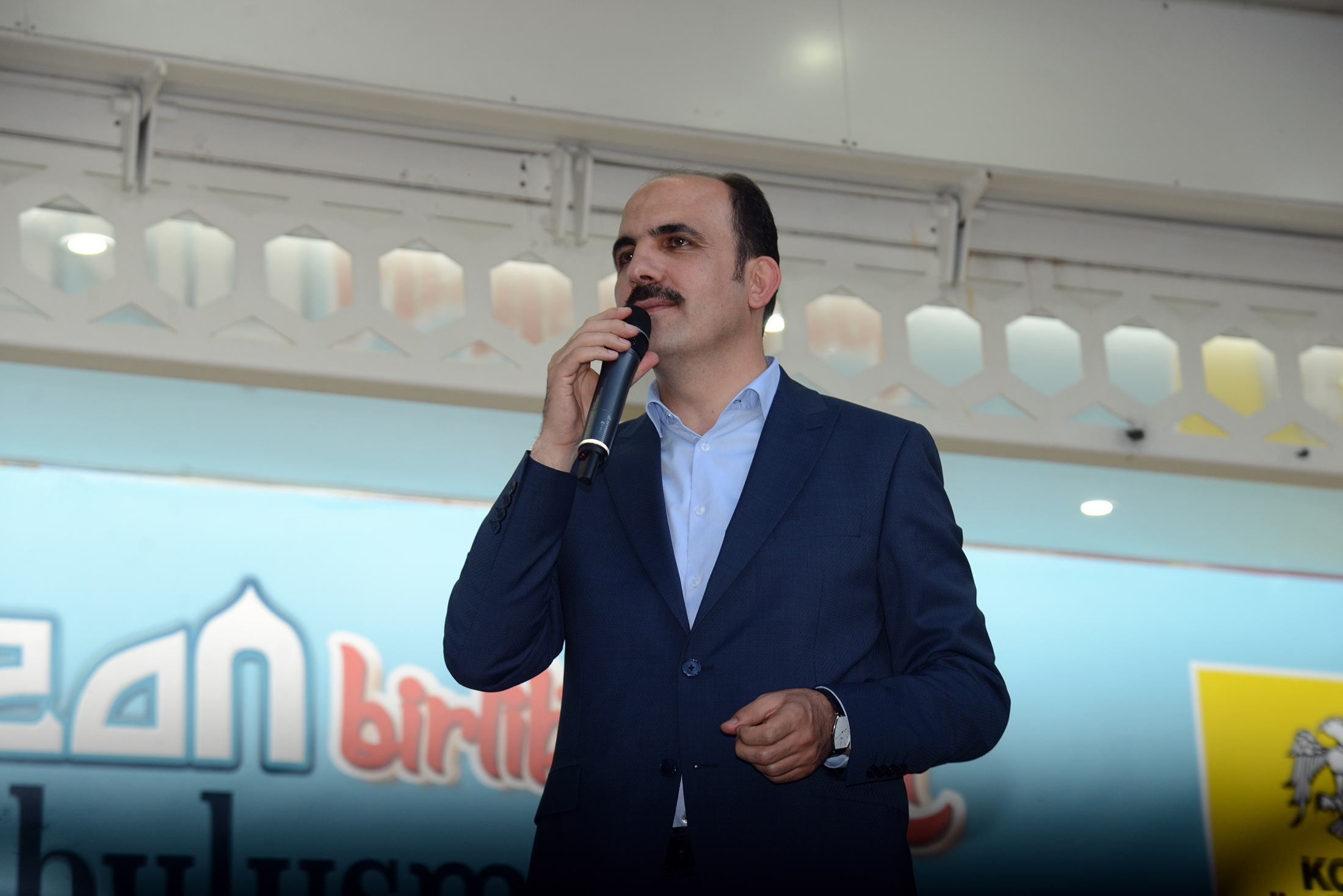 Binlerce Çumralı Büyükşehir'in İftarında Buluştu