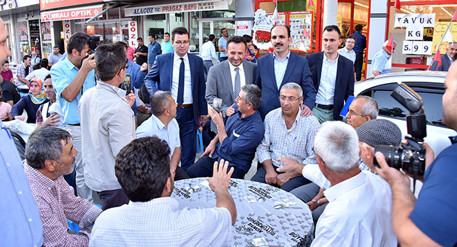 Binlerce Çumralı Büyükşehir'in İftarında Buluştu