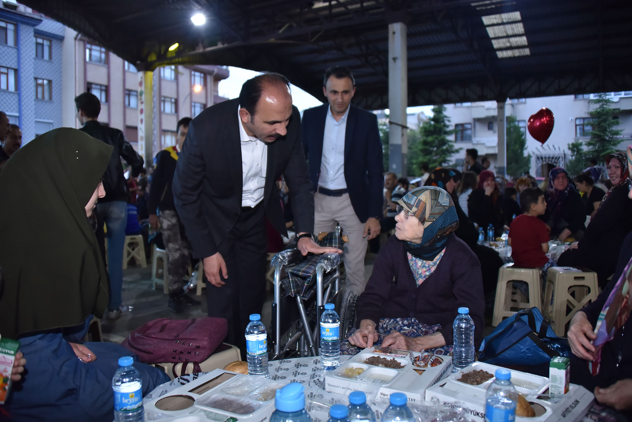 Konya'da Bir Ramazan Güzelliği: Mahalle İftarları