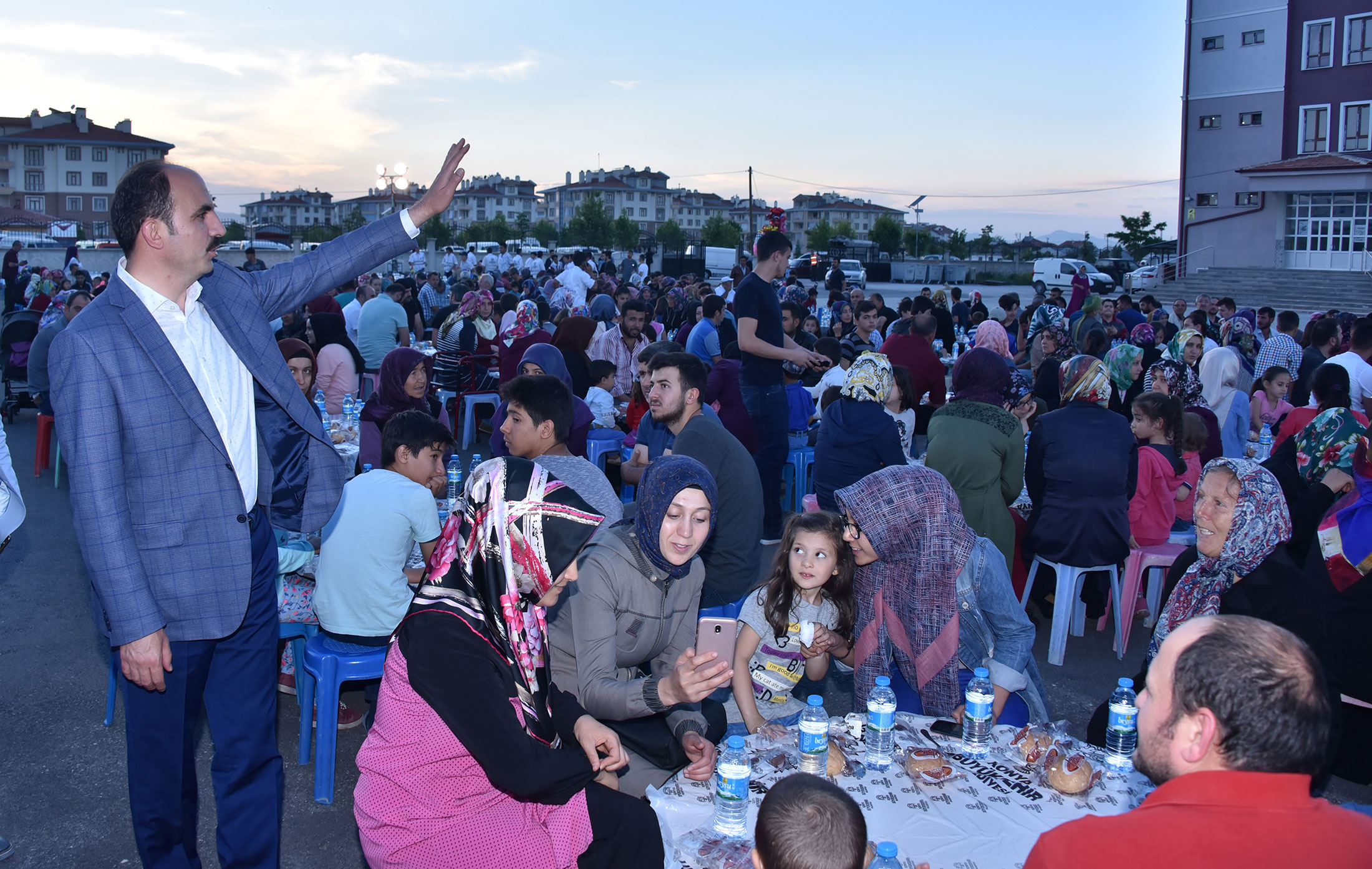 2 Haziran'da Cumhurbaşkanımızla Buluşuyoruz