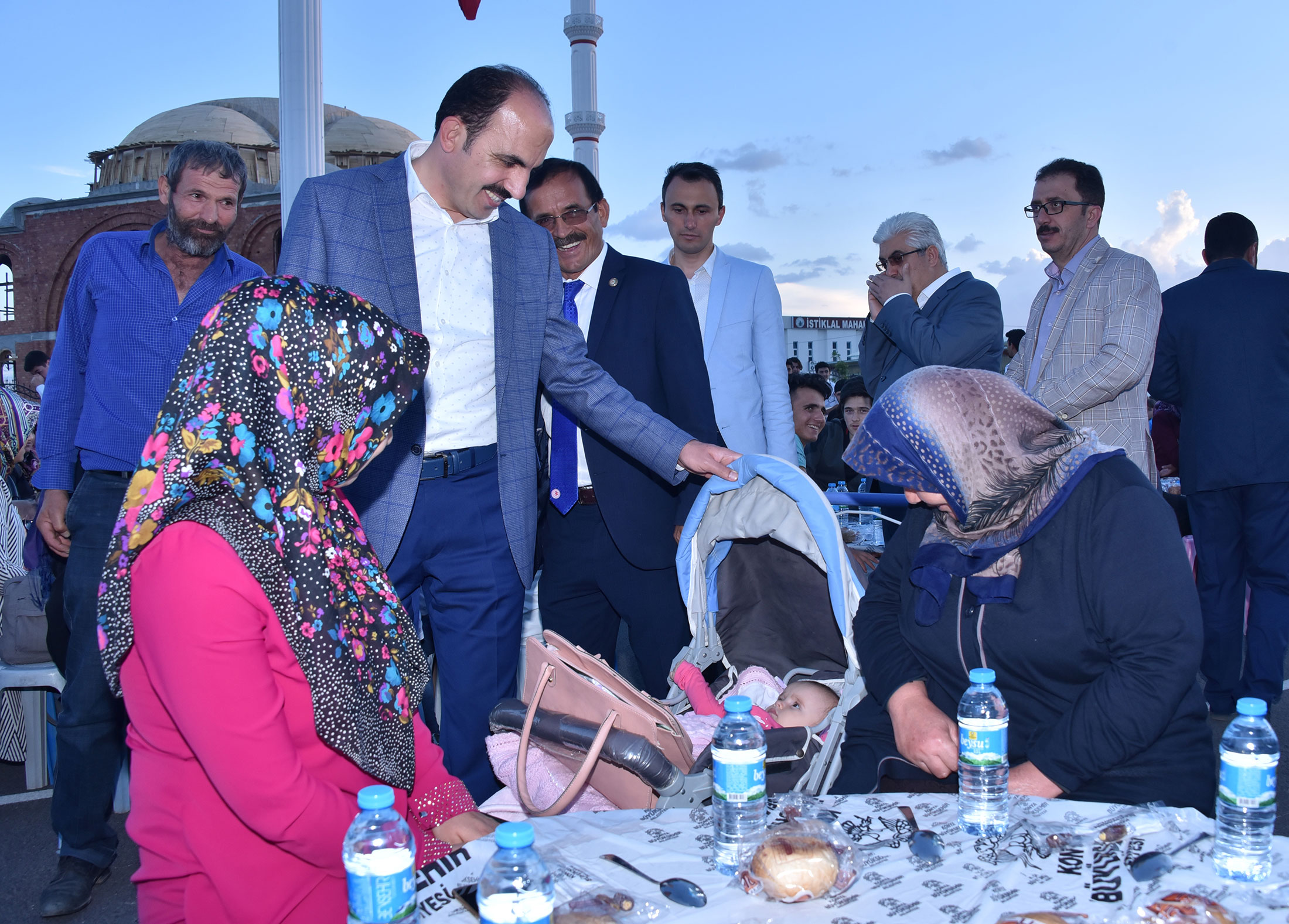 2 Haziran'da Cumhurbaşkanımızla Buluşuyoruz