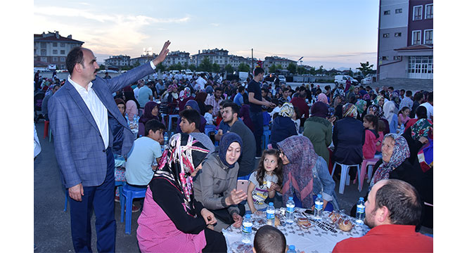 2 Haziran'da Cumhurbaşkanımızla Buluşuyoruz