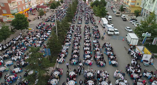 450 Bin Hemşehrimizle İftarlarda Buluştuk