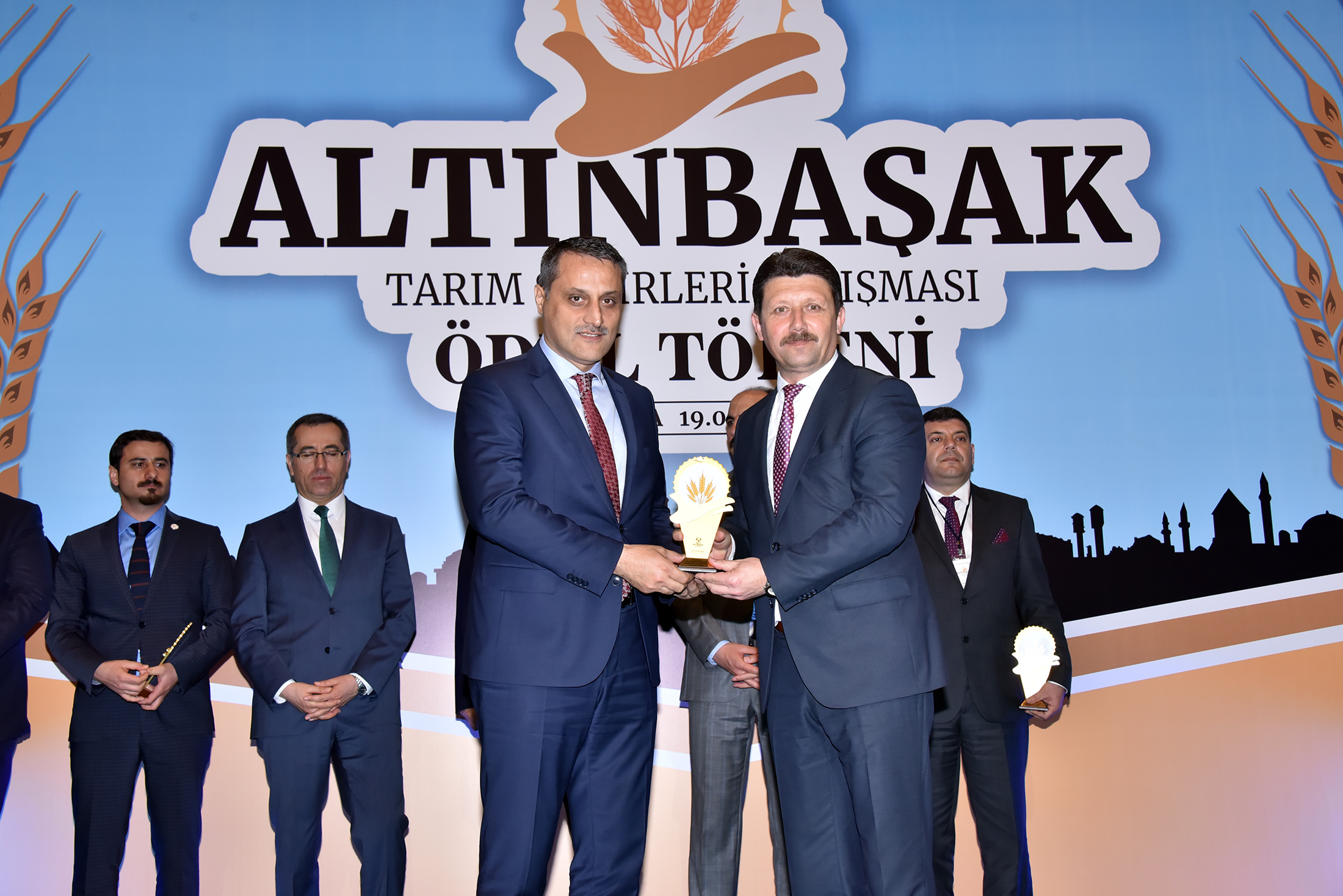 Altınbaşak Tarım Şehirleri Yarışması'nda Dereceye Giren Belediyeler Ödüllerini Aldı
